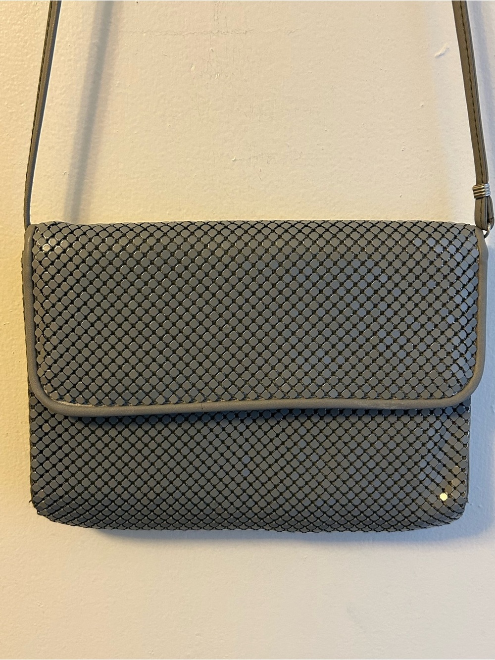 Whiting & Davis Gray Textured Crossbody Bag